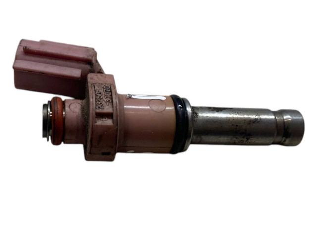 Vstřikovač 2325031070   Lexus GS 300 350 430 450H     