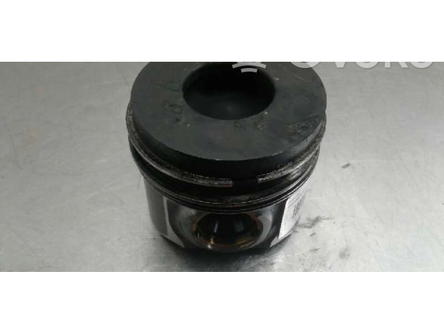 Поршень 03c903025f Skoda Rapid (NH)