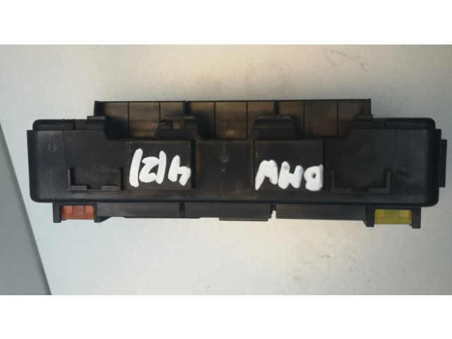 Pojistková skříňka 9389068 BMW 4 F36 Gran coupe 2016