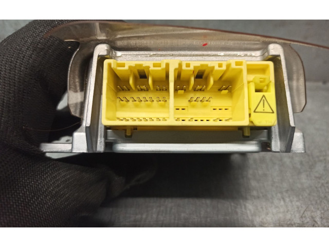 Блок подушек безопасности MR587868 Mitsubishi Outlander