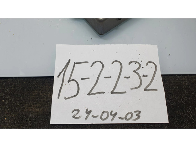 Блок управления двигателя FP1618881A, E2T82081M Mazda 626