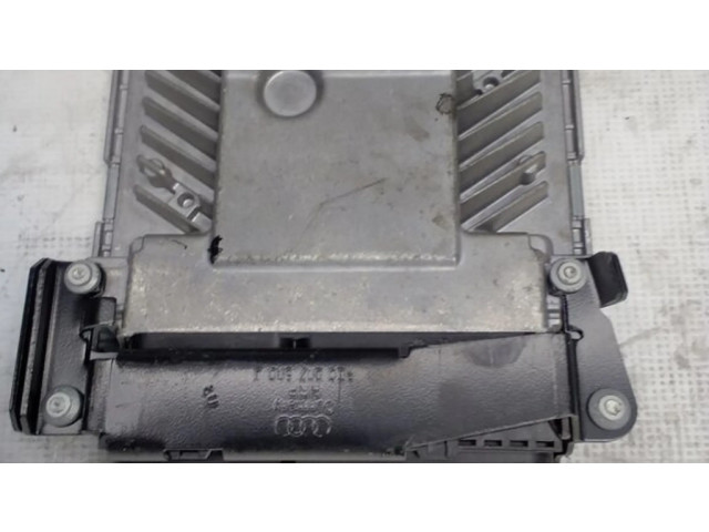 Řídící jednotka 03G906018Q, 5WP45549AF   Audi A3 S3 A3 Sportback 8P 2007