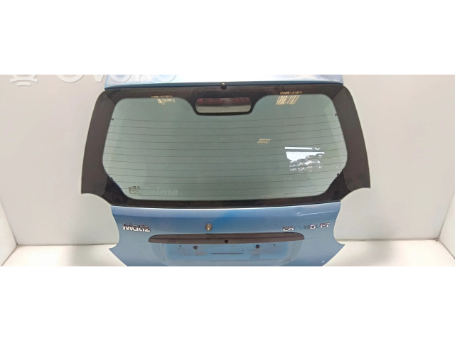 Задняя крышка (багажника)