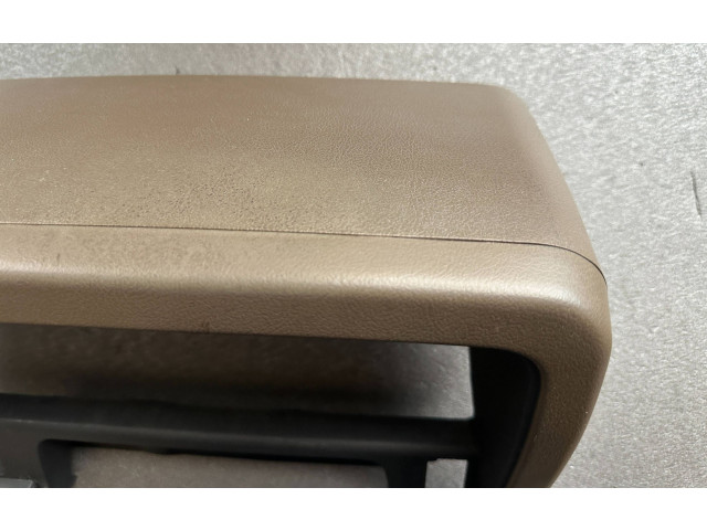 Přístrojová deska Nissan Patrol Y60 1994 6824001J00, 6824001J01