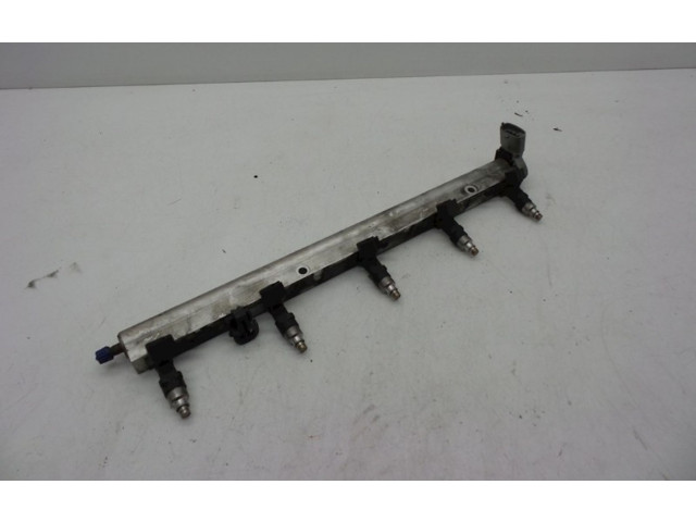 Vstřikovací lišta Volvo S40 B5254T3