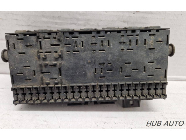 Блок предохранителей 171941813D Volkswagen Golf II