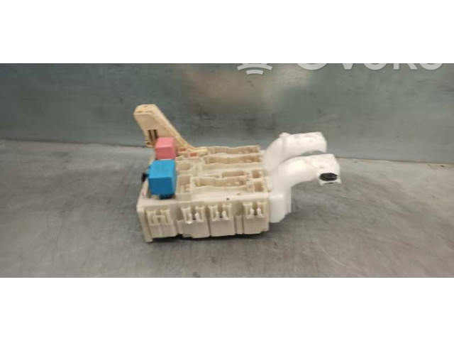 Pojistková skříňka Řídící jednotka BSM 8273052700   Toyota Yaris 2008