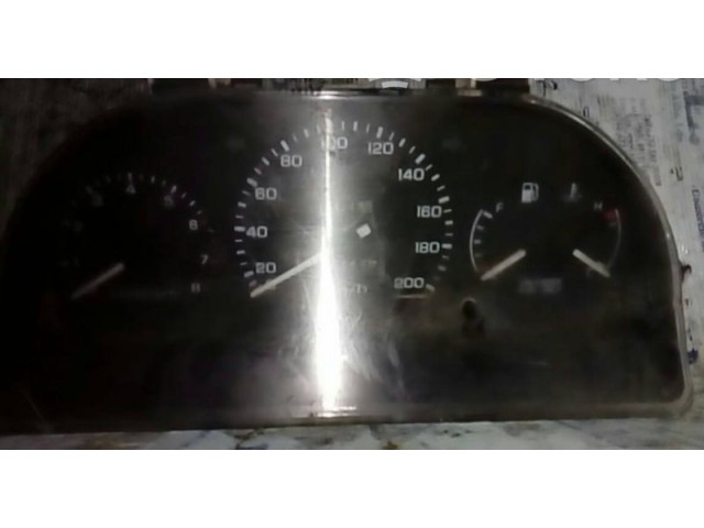 Přístrojová deska Hyundai Pony 1989 7111, 2221