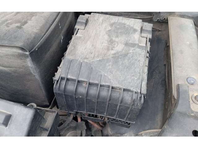   Pojistková skříňka    Volkswagen Tiguan 2007