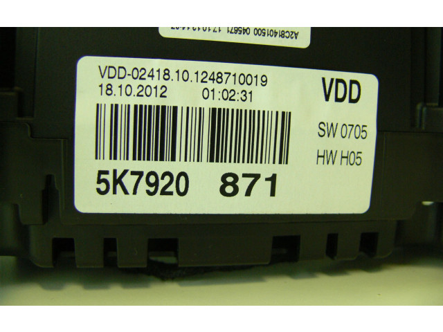 Панель приборов 5K7920871 Volkswagen Golf VI