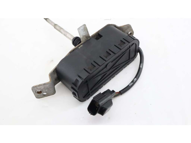 Моторчик стеклоочистителя 8620953 Volvo S80