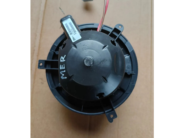 Вентилятор печки       Opel Meriva B