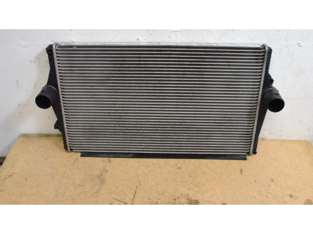 Радиатор интеркулера 9161207E    Volvo S80  B6284T 