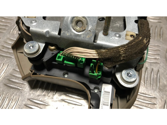 Подушка безопасности водителя 8638254   Volvo S80