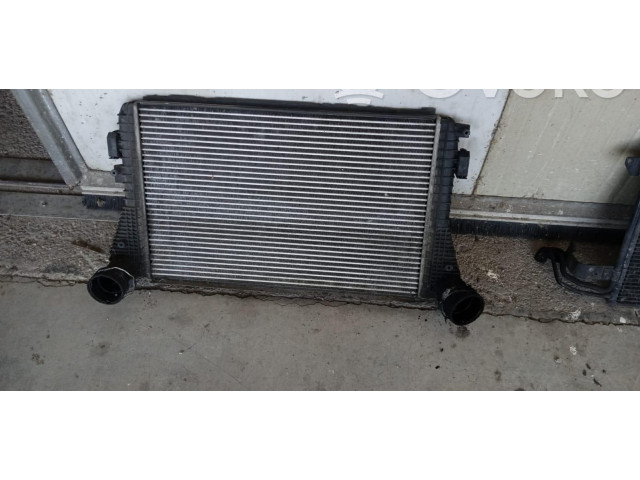 Интеркулер  1K0145803, 1K0145803   Volkswagen Touran I 