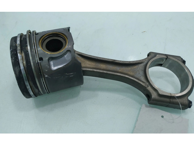  Поршень с шатуном 224DT   Land Rover Freelander 2 - LR2  