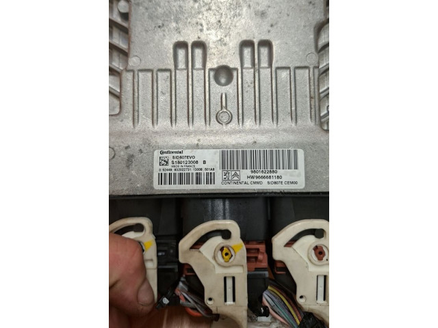 Řídící jednotka 9801622880, 9663123380 Peugeot 508 2013