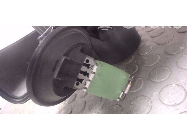 Вентилятор радиатора 6Q1820015C, NICHTZUTREFFEND Skoda Fabia Mk1 (6Y)