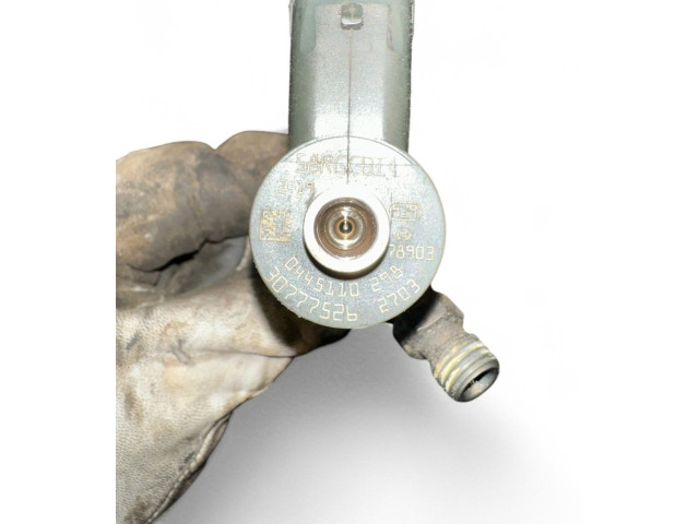 Форсунка 30777526, 30777526 Volvo S80 D 5244 T10