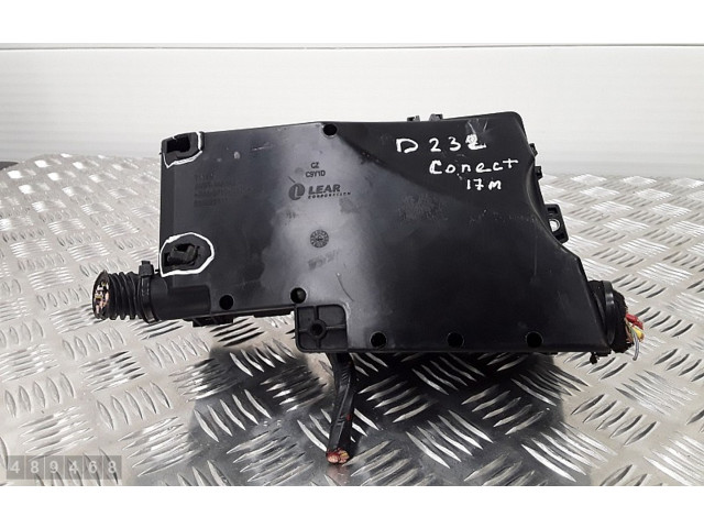 Блок предохранителей AV6T14A067AD   Ford Transit -  Tourneo Connect    