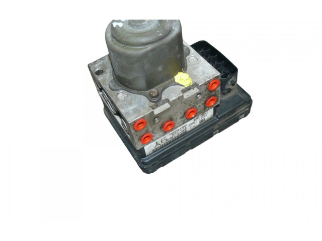 Блок АБС 89541-13040, 44510-13070 Toyota Corolla Verso E121 2001 - 2004 года