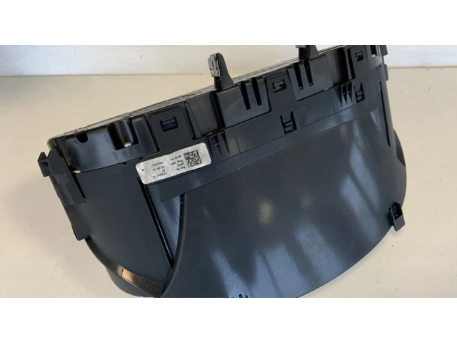 Přístrojová deska  Mercedes-Benz GLA W156 2017 A1569001803, 0263698248  