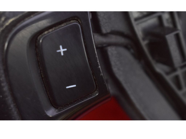 Руль Dacia Duster  2010 - 2017 года 484004459R, 484004459R      