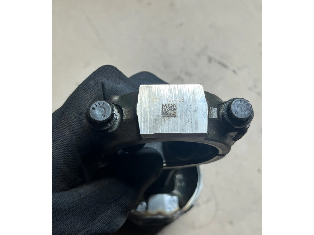 Поршень с шатуном AXD 017300408, 133317 Volkswagen Transporter - Caravelle T5