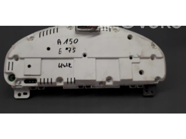 Панель приборов 8100A923 Mitsubishi Grandis