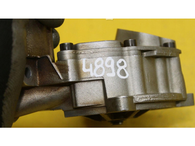 Масляный насос Audi A3 S3 8P