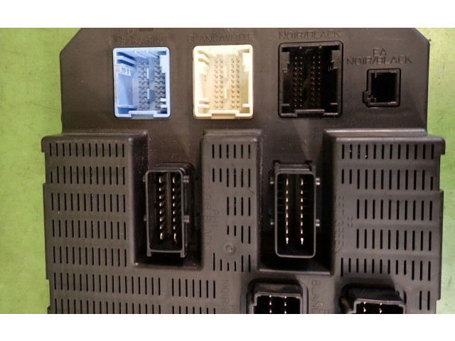 Блок предохранителей Citroen C2