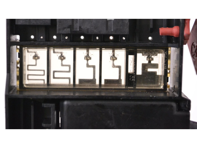 Pojistková skříňka Lexus GS 250 350 300H 450H 2016