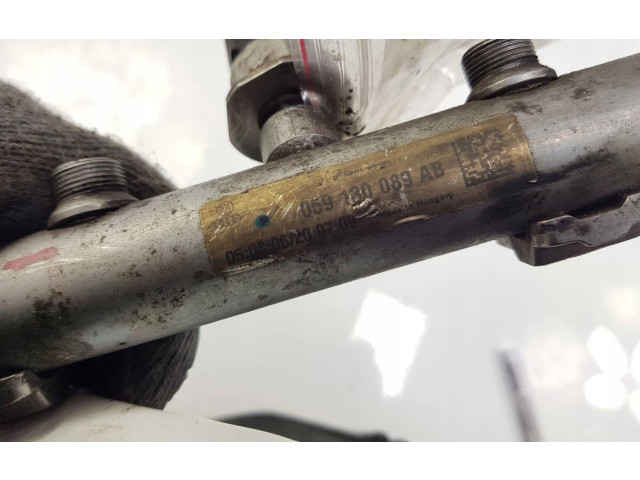 Vstřikovací lišta 059130090AB Audi A8 S8 D3 4E ASB