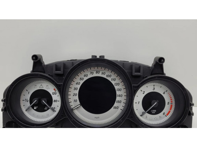 Přístrojová deska Mercedes-Benz C W204 2012 A2049004408