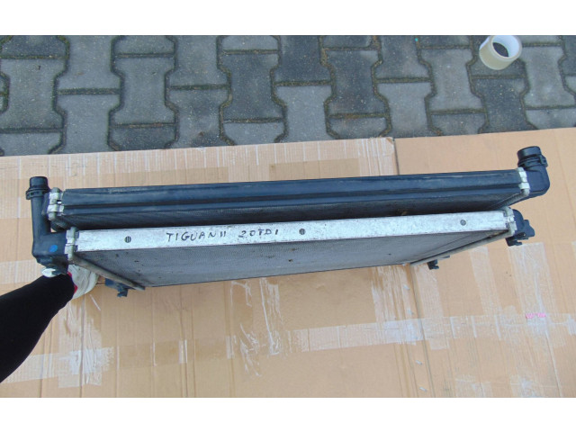 Pojistková skříňka Комплект радиатора 5Q0121251HN, 5Q0121251EN Volkswagen Tiguan 2016