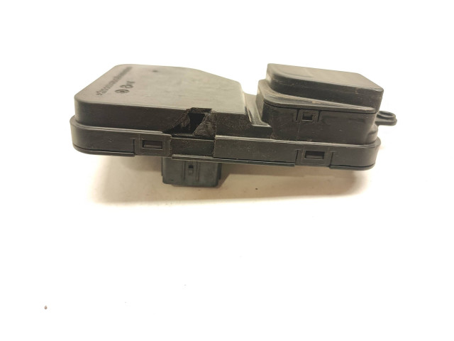 Блок управления 863C3AO000, PA66GF30   KIA Niro