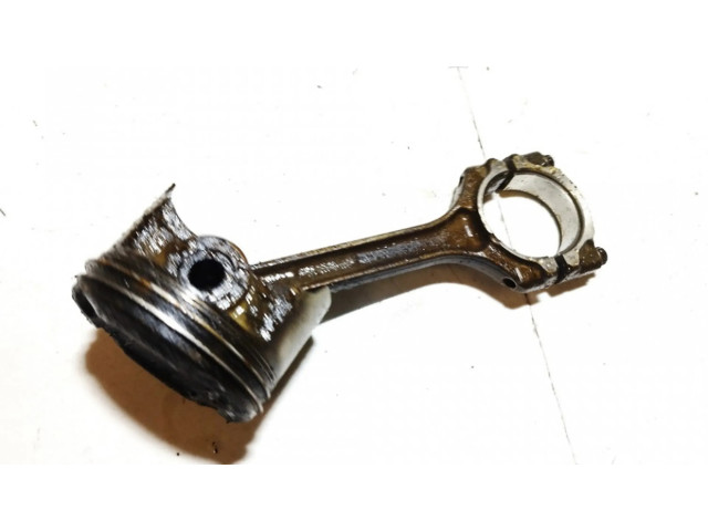 Поршень с шатуном Mitsubishi Colt для бензинового двигателя 1.3