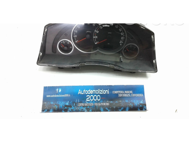 Geschwindigkeitsmesser Cockpit    Opel Meriva A       