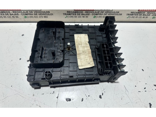 Блок предохранителей Audi Q3 8U