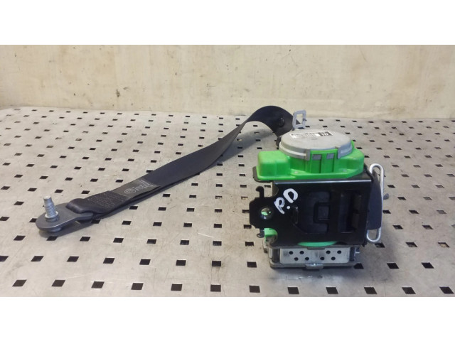 Передний ремень безопасности