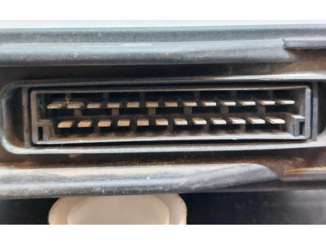 Řídící jednotka 90270598 Opel Kadett E