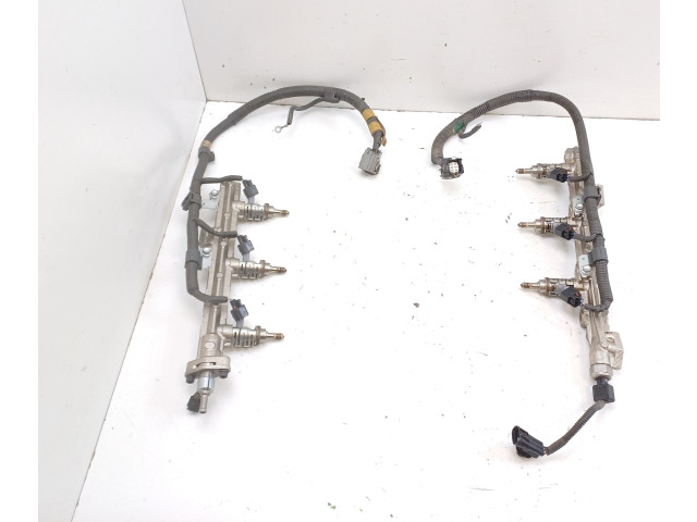 Vstřikovač 2325031030, 8212730040A Lexus GS 300 350 430 450H 8559517