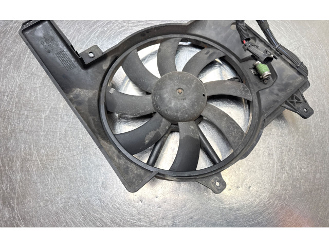 Вентилятор радиатора 52406448, 644549552 Opel Meriva A