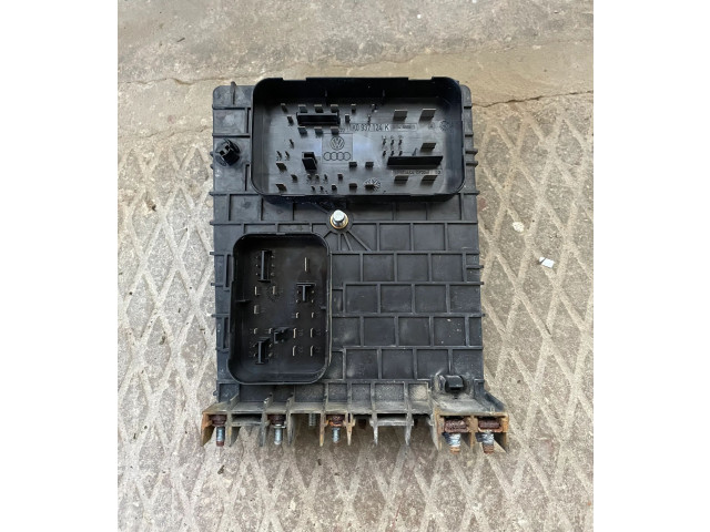 Блок предохранителей 1K0937124K, 07406270O   Volkswagen Golf Plus    