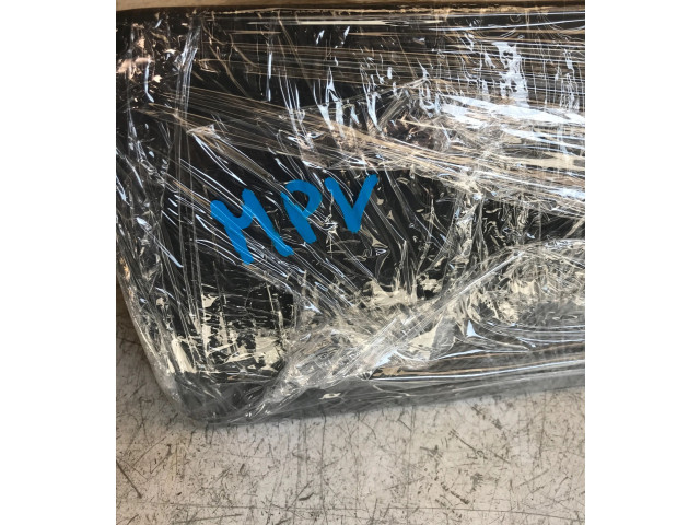 Подушка безопасности пассажира LD62 Mazda MPV II LW