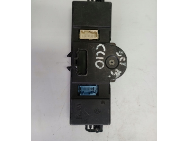 Блок управления климат-контролем 8200296683   Renault Clio III