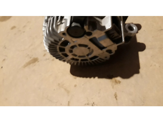 Генератор 23700AA771 Subaru Forester SJ 2.0