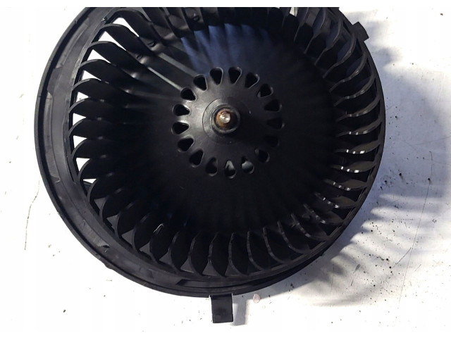 Вентилятор печки 5Q1819021E Volkswagen Golf VII