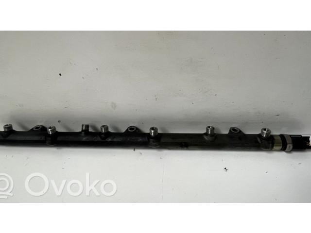 Vstřikovací lišta 0445216002 BMW 5 E39 pro naftový motor 2.5