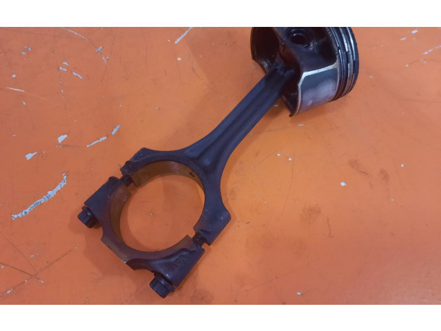 Píst Seat Cordoba (6L)